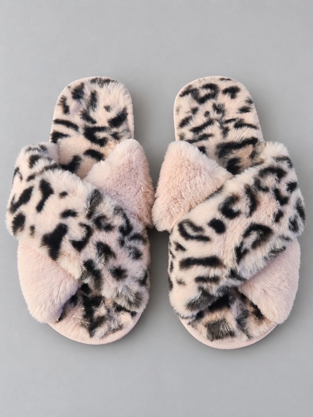 Pink & Black Leopard Fuzzy Crisscross Slippers – Size Small